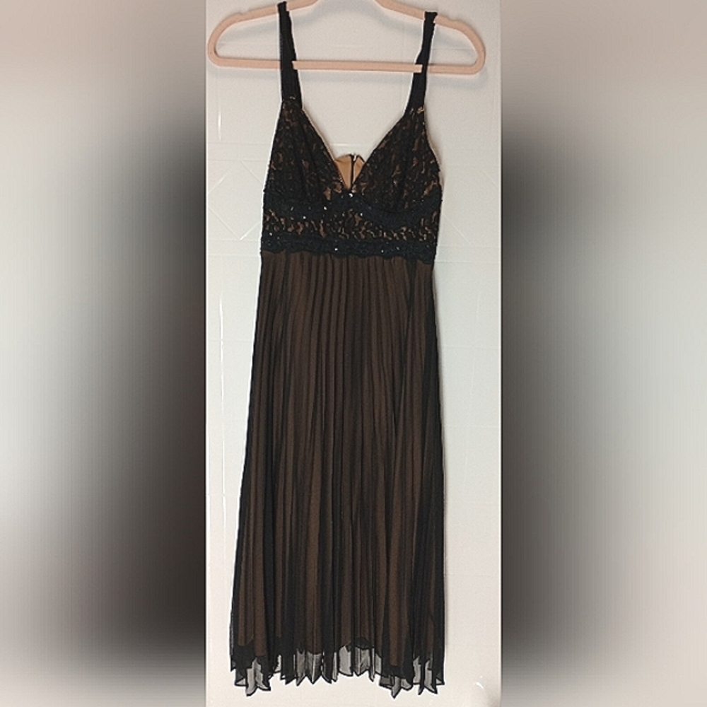 SL Fashions Twisted Spaghetti Strap Black Chiffon With Tan Pleated Dress Size 12